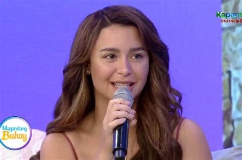  Yassi Pressman Live: A Symphony of Filipino Flavors in Kraków?